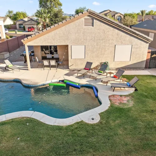 casa golden pool view