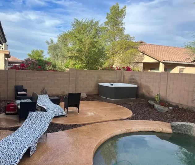 desert oasis hot tub